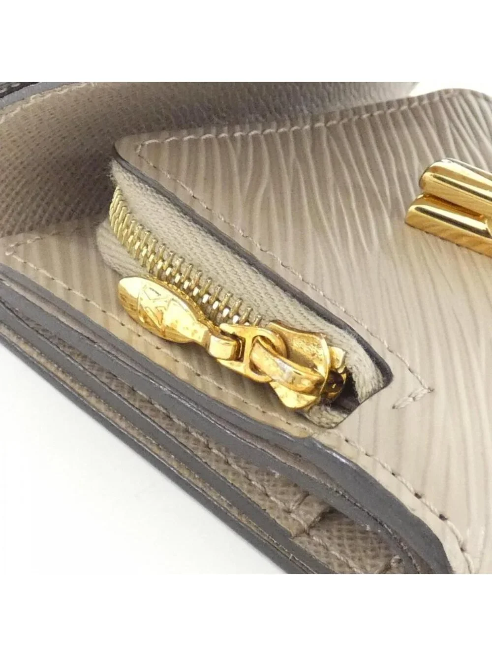 Louis Vuitton Epi Portefeuille Twist Compact XS Wallet